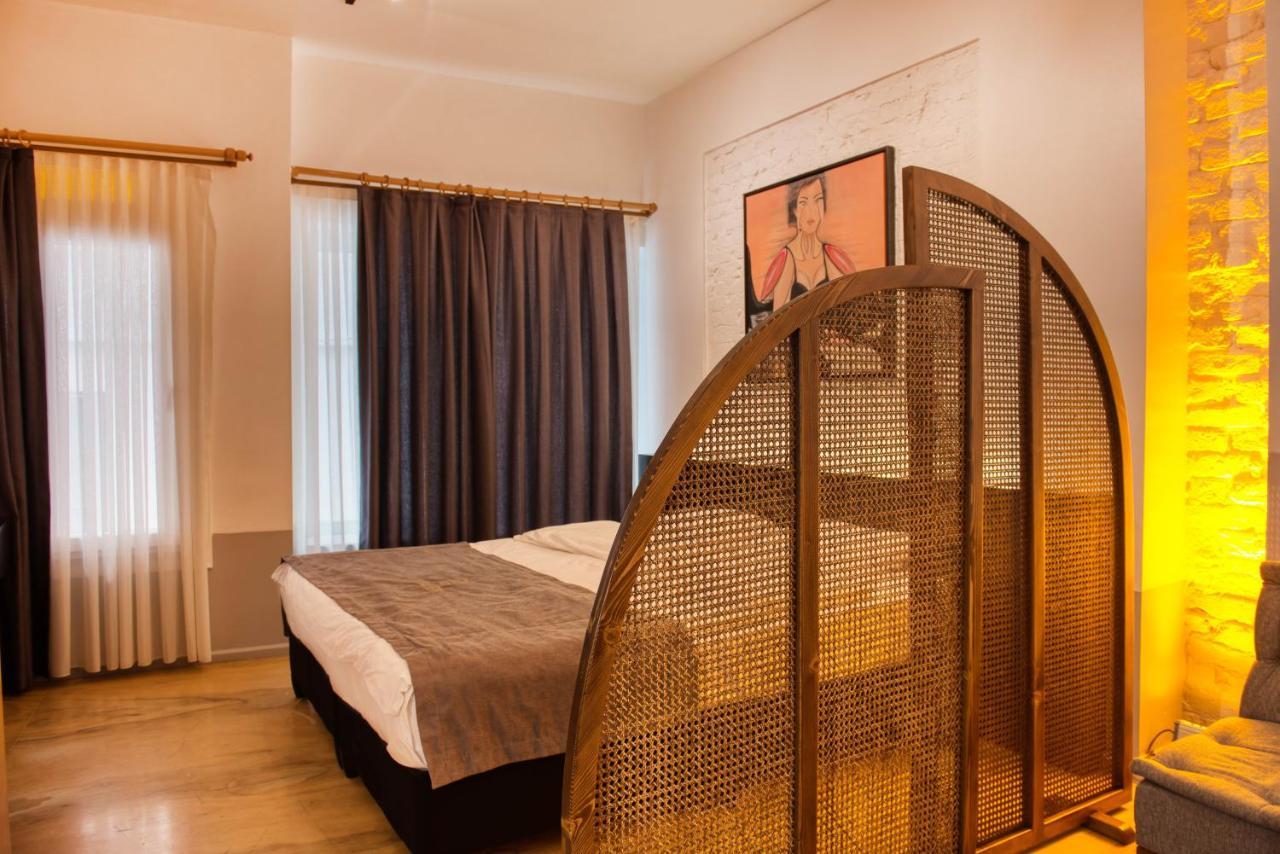 Mayer Loft Suites Istanbul Bagian luar foto